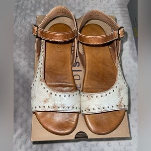Sz 8 BedStu Sandals